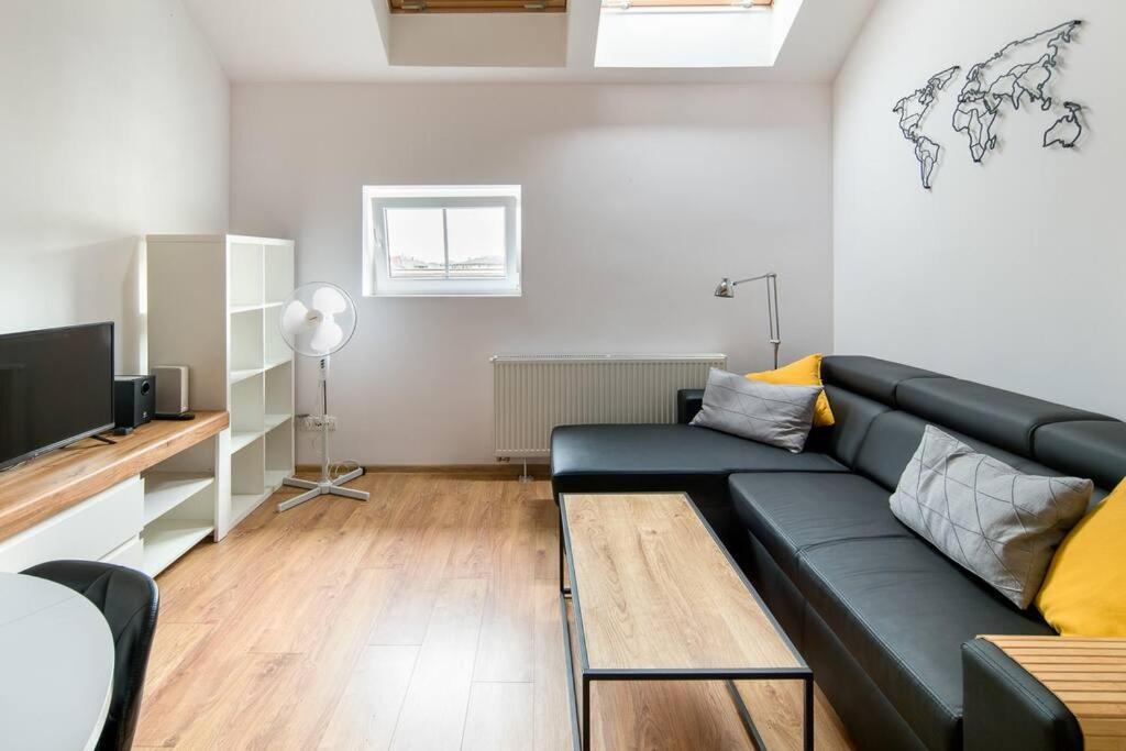 Spacious And Calm Spot Krakow Exterior photo
